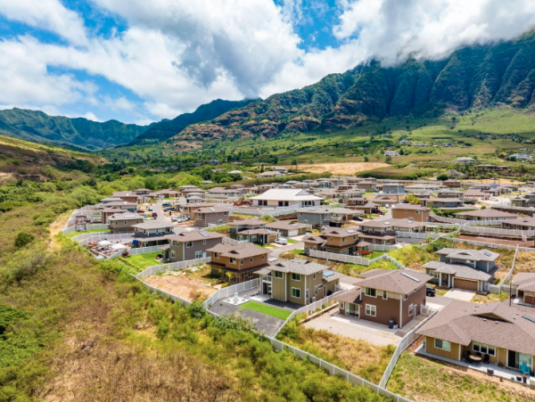 Luxurious Oahu Retreat: Two Villas, Perfect for Groups